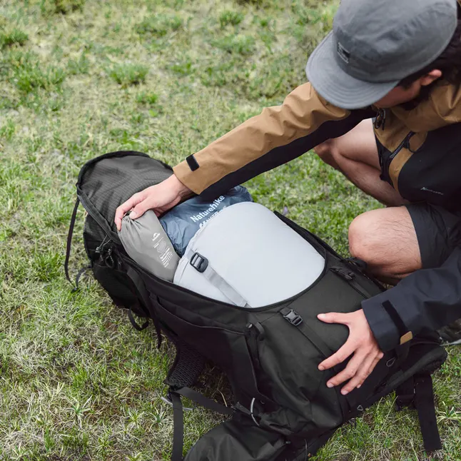 Рюкзак туристичний Naturehike Helium CNK2450XB014, 70 л, чорний, M — Photo 8
