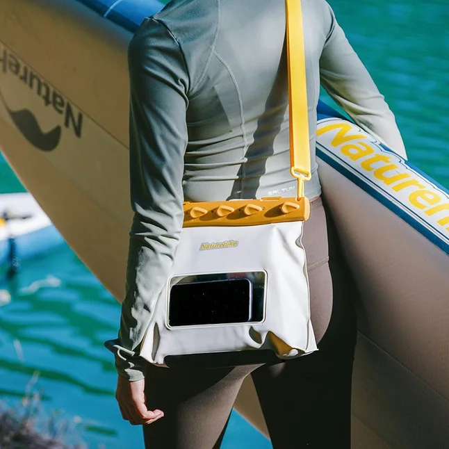 Сумка водонепроникна Naturehike CNK2300BS016, 5,6 л, жовта — Photo 1
