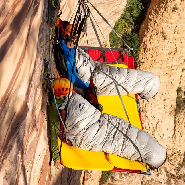 Спальник з натуральним пухом Naturehike Snowbird NH20YD001, p-р M, коричневий 350 г — Photo 9