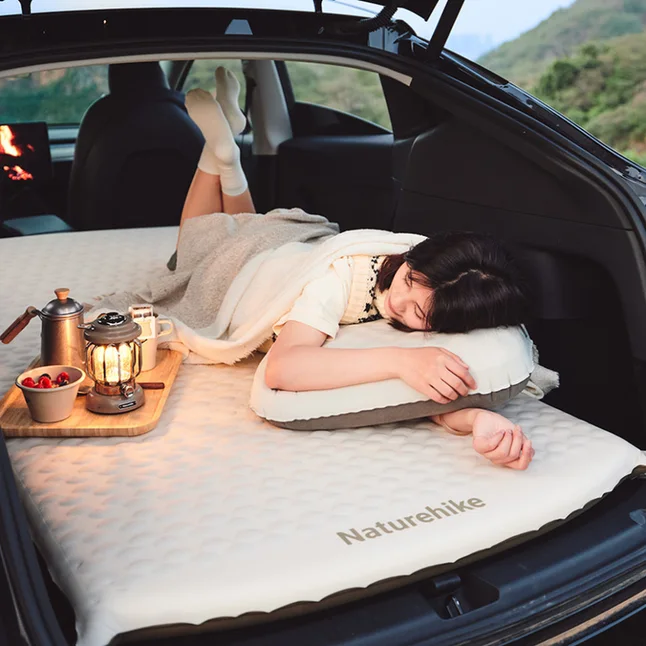 Матрац автомобільний кемпінговий двомісний Naturehike CNK2450WS010, 197х134х6,5 см світлий із вбудованою помпою для надування — Photo 4