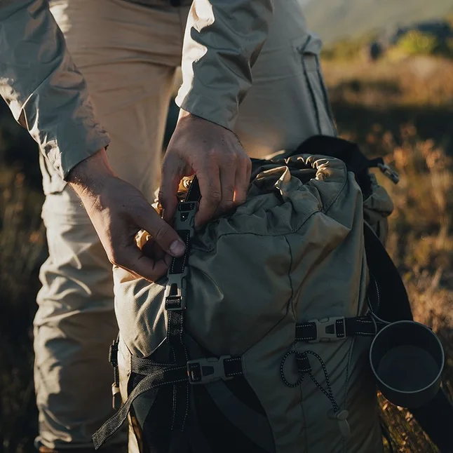 Рюкзак туристичний Naturehike NH70B070-B, 70 л + 5 л, світло-коричневий — Photo 6