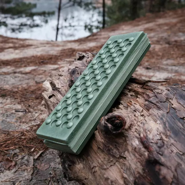 Сидушка туристична складана XPE Naturehike NH20PJ025, 15 мм, темно-зелена з чохлом для походів та кемпінгу — Photo 7