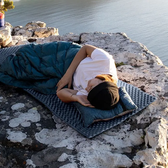 Килимок складаний IXPE Naturehike CNK2300DZ017, алюмінієва плівка, 200x65х2 см, темно-блакитний — Photo 2