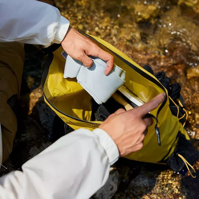 Рюкзак водонепроникний Naturehike CNH22BB003, 25 л, жовтий — Photo 8