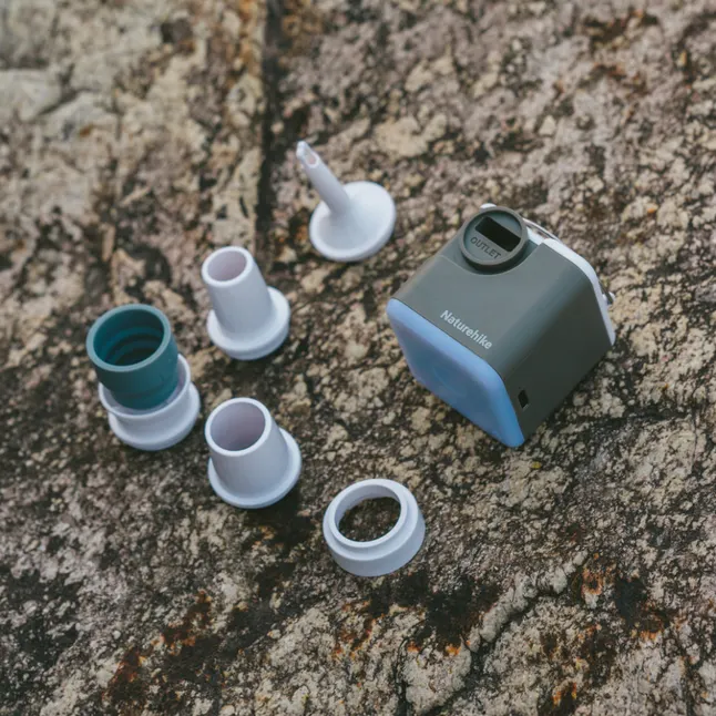 Багатофункціональний повітряний насос-ліхтар Naturehike CNK2550ZM012, зелений — Photo 4