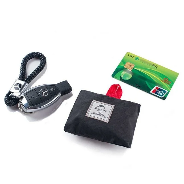 Килимок для пікніка водостійкий надлегкий Naturehike Moisture Picnic Mat NH17D050-B, 145x200 см, чорний — Photo 8