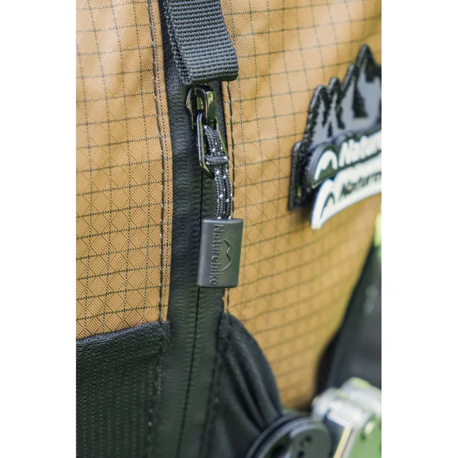 Рюкзак туристичний Naturehike Helium CNK2300016, 30+5 л, коричневий — Photo 11