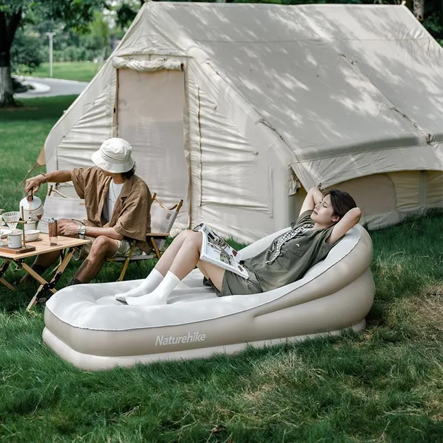 Матрац кемпінговий надувний одномісний Naturehike CNK2300DZ020, 180x90x60 см, бежевий із вбудованим насосом для надування — Photo 5