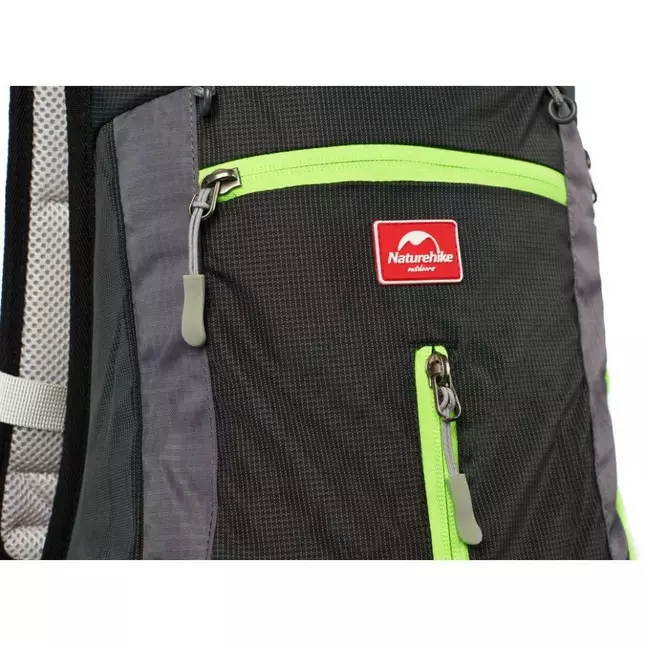 Велорюкзак з чохлом для шолома Naturehike 15 л sky blue NH15C001-B, блакитний — Photo 2